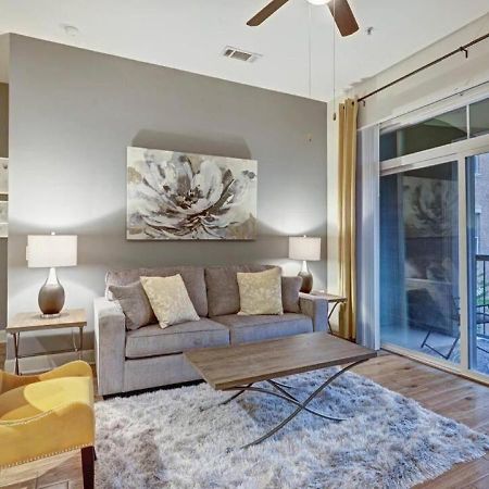 Inviting 2Br - Gym, Pool, Biz Center & Free Parking! Walk 2 Nrg Stadium! Near Med Ctr, Galleria, & Rice Village Houston Exterior foto