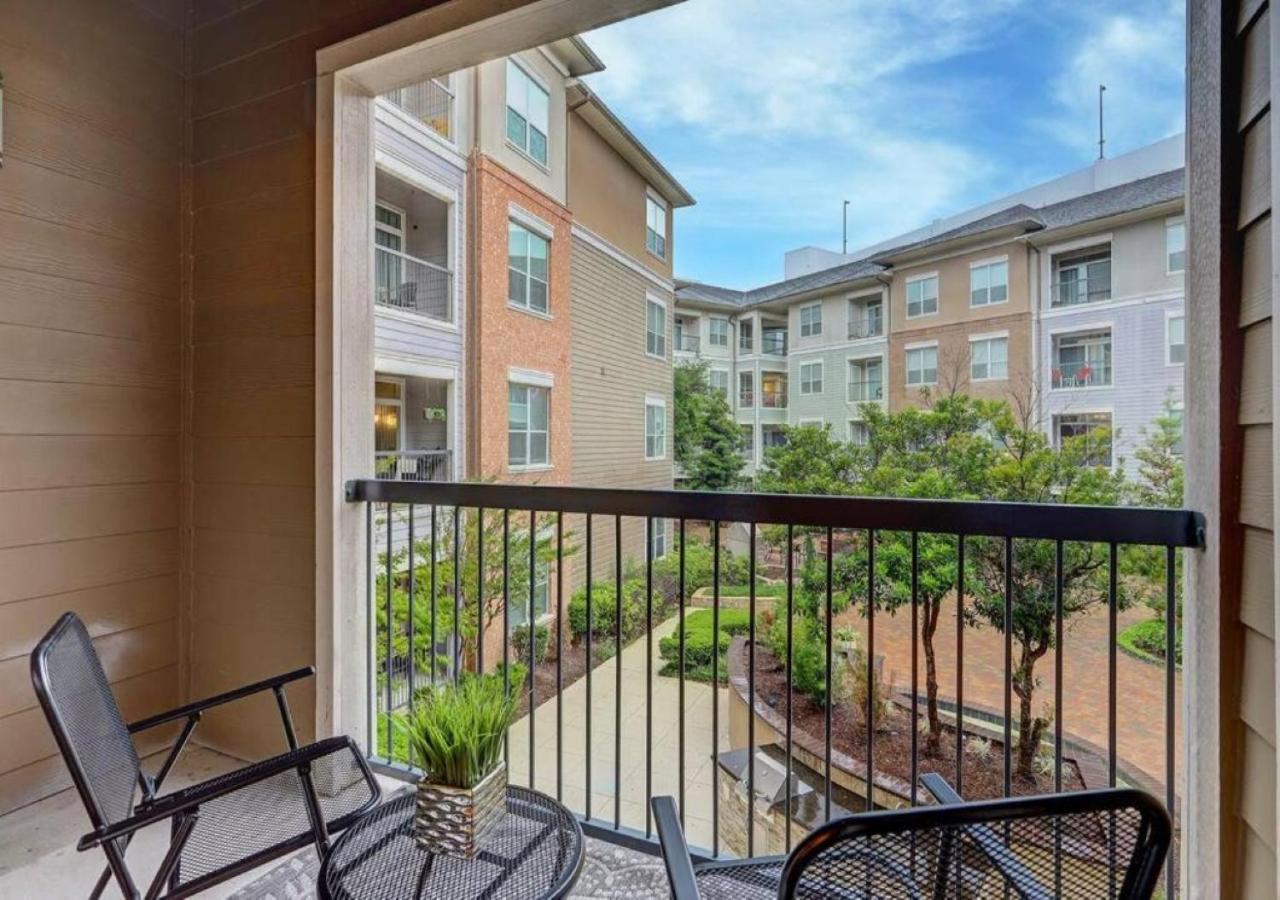 Inviting 2Br - Gym, Pool, Biz Center & Free Parking! Walk 2 Nrg Stadium! Near Med Ctr, Galleria, & Rice Village Houston Exterior foto