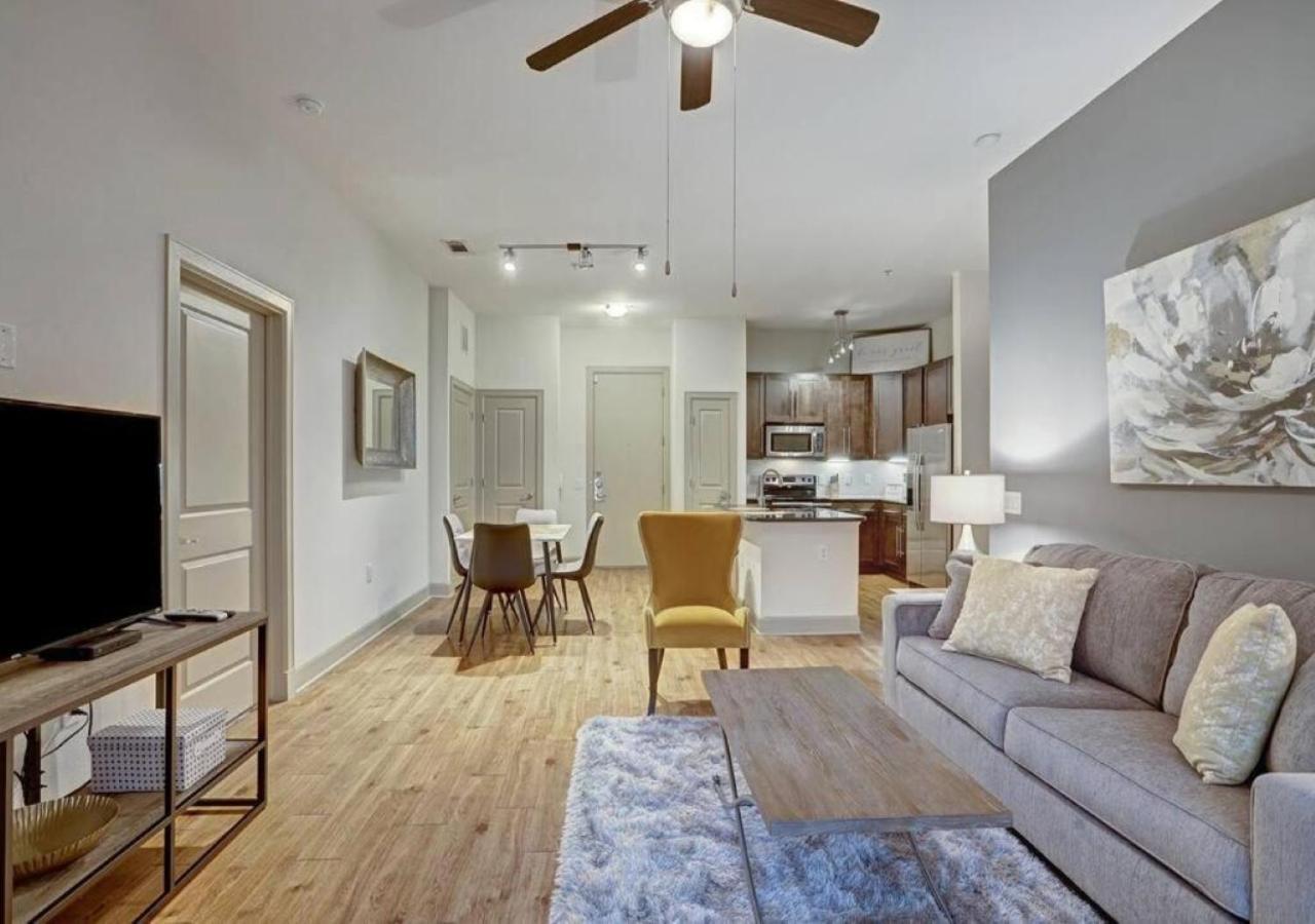 Inviting 2Br - Gym, Pool, Biz Center & Free Parking! Walk 2 Nrg Stadium! Near Med Ctr, Galleria, & Rice Village Houston Exterior foto
